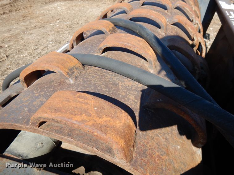 image for item IA9402 Bobcat 48"W skid steer vibratory roller