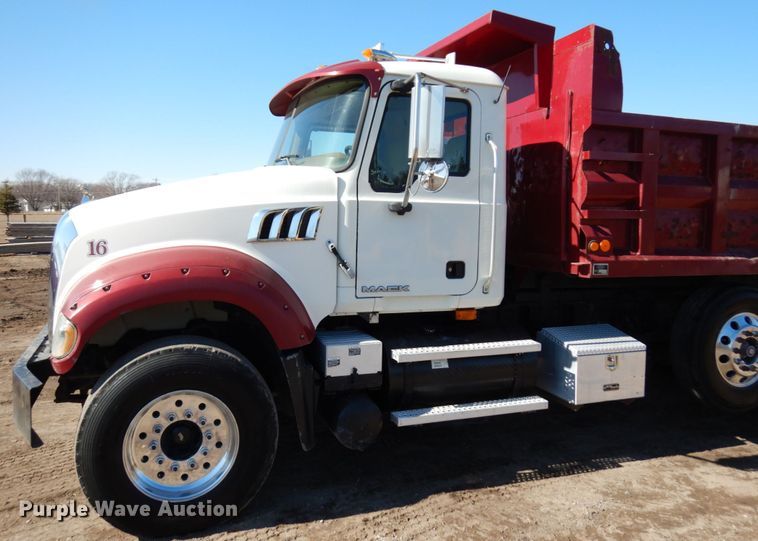 image for item IA9403 2009 Mack GU713  dump truck
