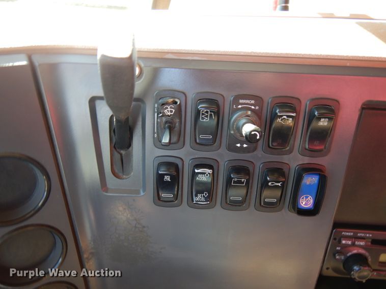 image for item IA9403 2009 Mack GU713  dump truck