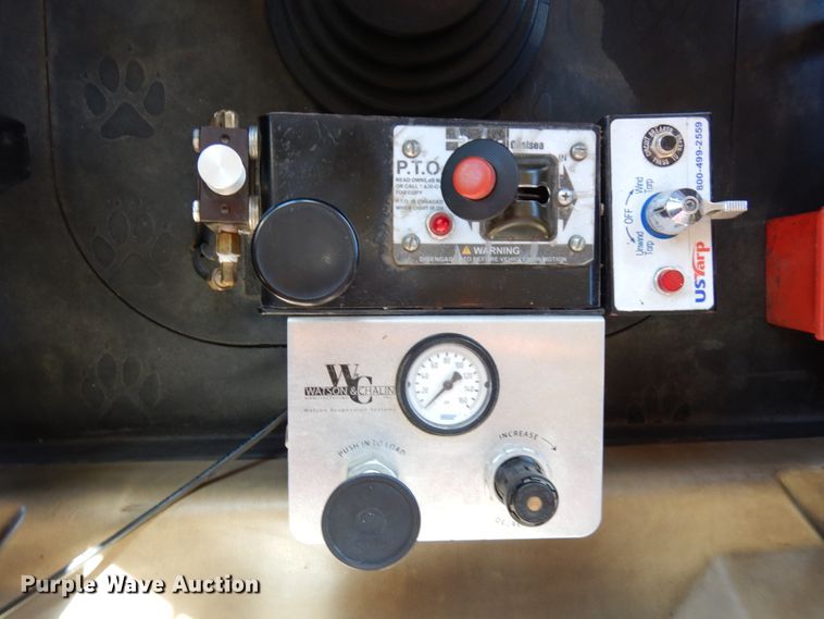 image for item IA9403 2009 Mack GU713  dump truck