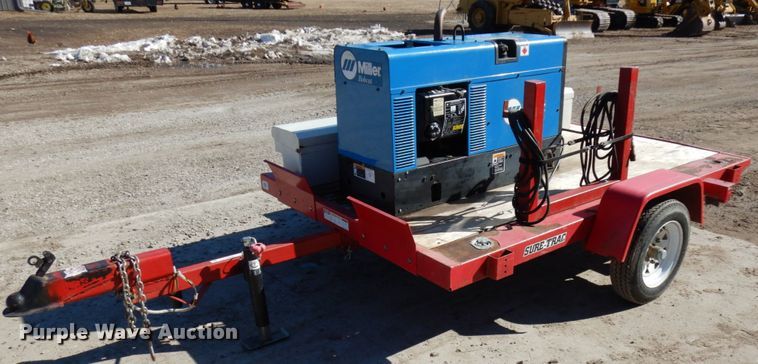 image for item IA9405 Miller Bobcat 225 welder/generator