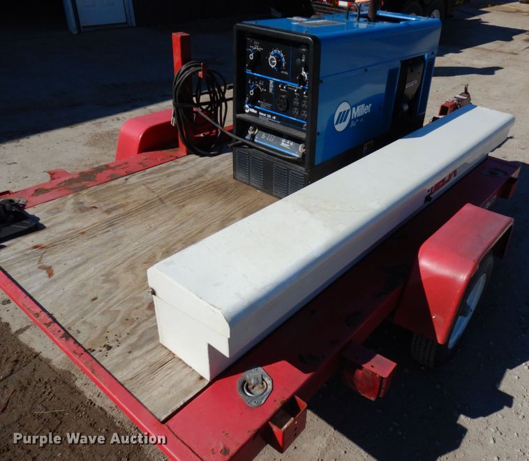 image for item IA9405 Miller Bobcat 225 welder/generator