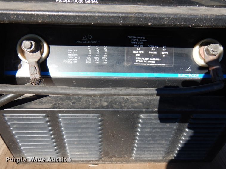 image for item IA9405 Miller Bobcat 225 welder/generator