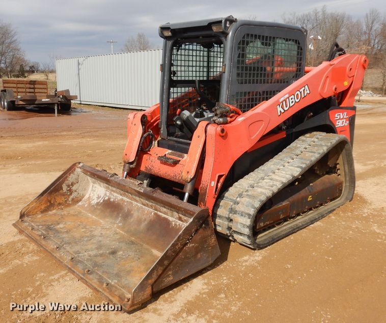 image for item IP9057 2014 Kubota SVL90-2  tracked skid steer loader