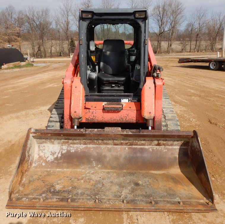 image for item IP9057 2014 Kubota SVL90-2  tracked skid steer loader