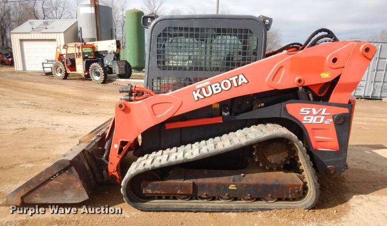 image for item IP9057 2014 Kubota SVL90-2  tracked skid steer loader