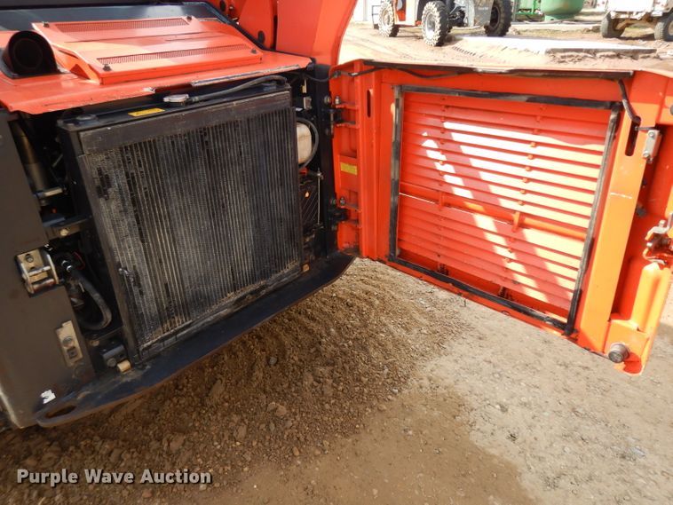 image for item IP9057 2014 Kubota SVL90-2  tracked skid steer loader