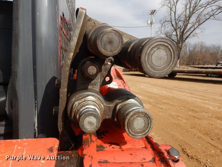 image for item IP9057 2014 Kubota SVL90-2  tracked skid steer loader