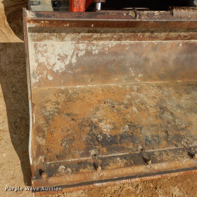 image for item IP9057 2014 Kubota SVL90-2  tracked skid steer loader