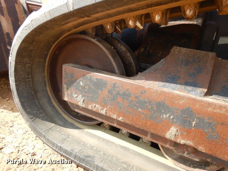 image for item IP9057 2014 Kubota SVL90-2  tracked skid steer loader