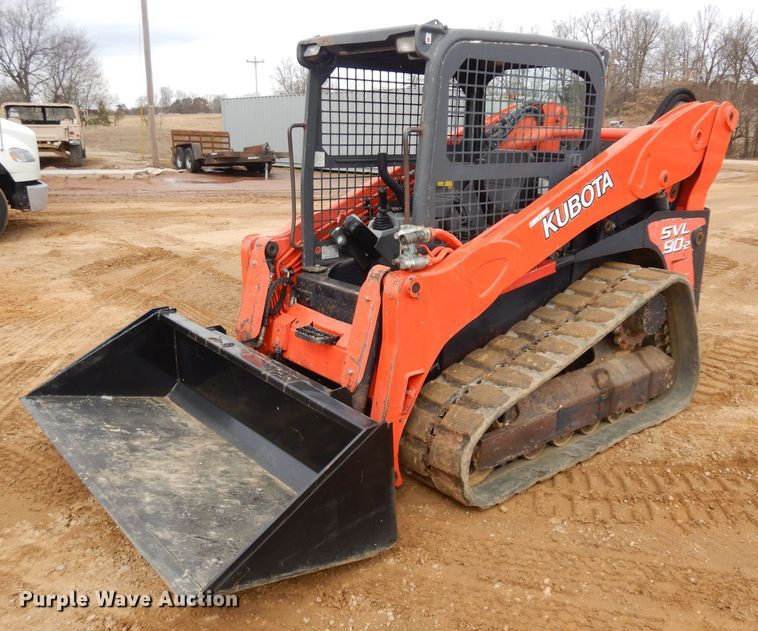 image for item IP9058 2014 Kubota SVL90-2  tracked skid steer loader