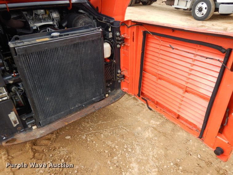 image for item IP9058 2014 Kubota SVL90-2  tracked skid steer loader