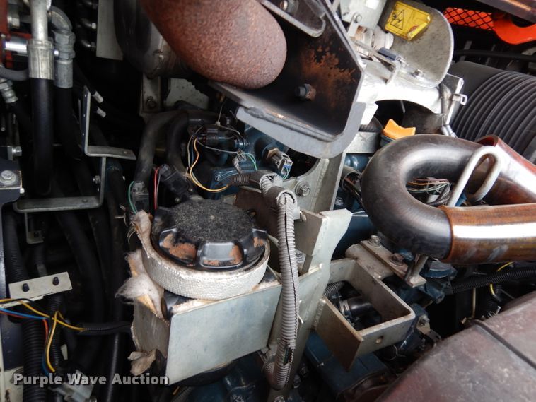 image for item IP9058 2014 Kubota SVL90-2  tracked skid steer loader