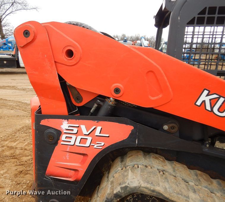 image for item IP9058 2014 Kubota SVL90-2  tracked skid steer loader