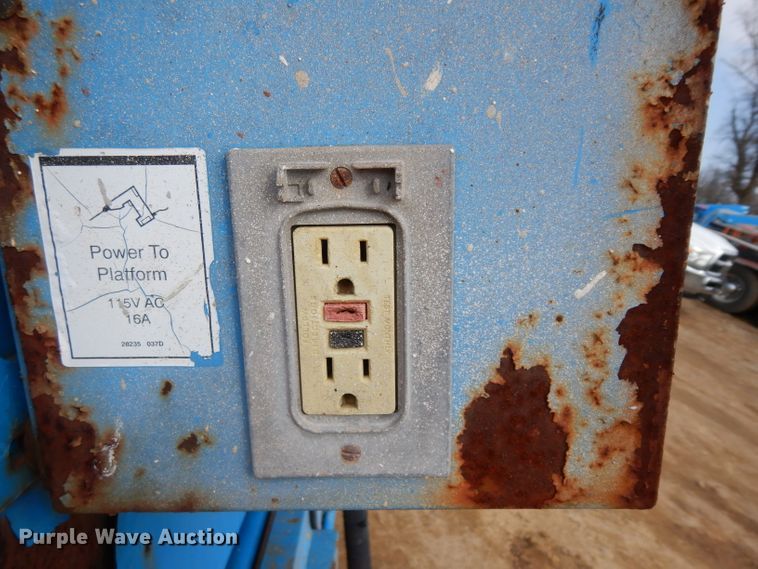 image for item IP9060 1998 Genie S60  boom lift