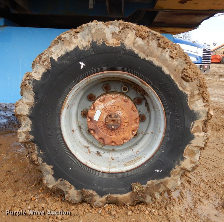 image for item IP9060 1998 Genie S60  boom lift