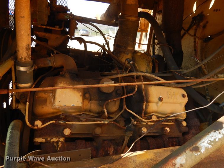 image for item IP9063 International 65B  tank truck