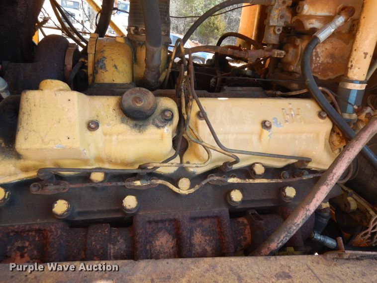 image for item IP9063 International 65B  tank truck