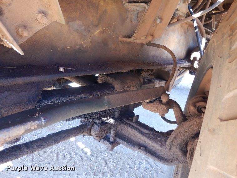 image for item IP9063 International 65B  tank truck