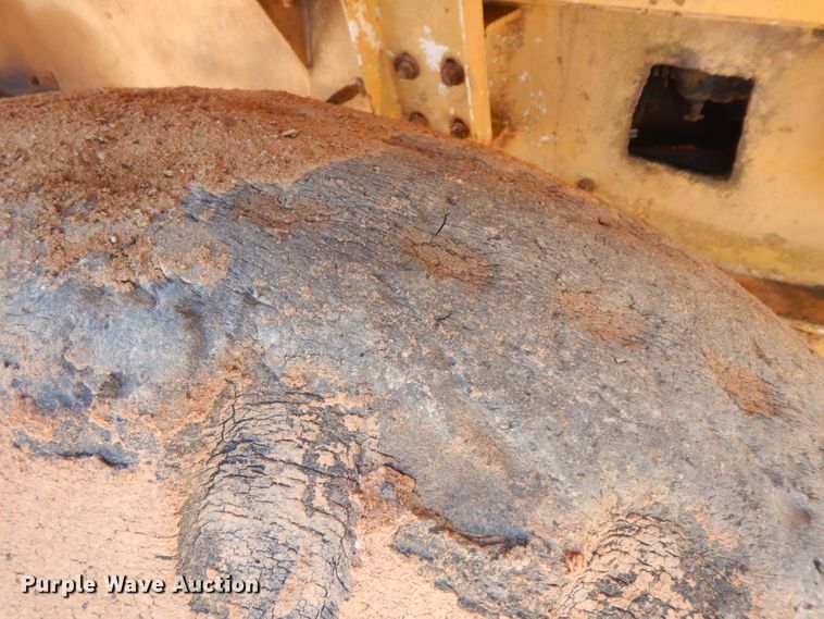 image for item IP9063 International 65B  tank truck