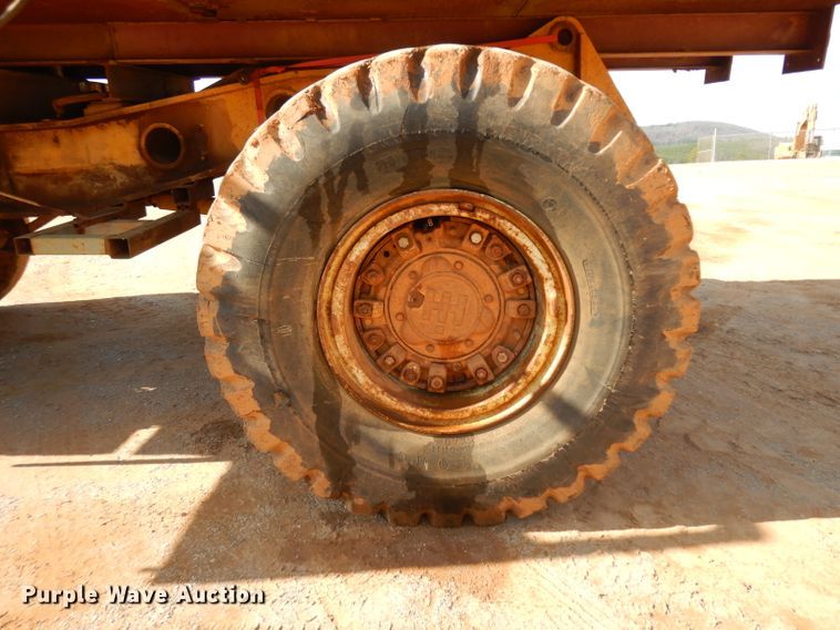 image for item IP9063 International 65B  tank truck