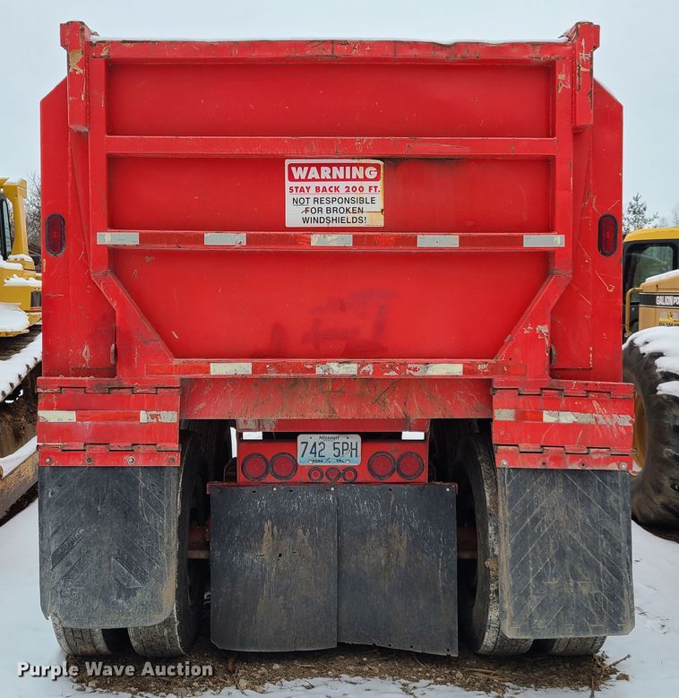 image for item IQ9021 2000 Transcraft end dump trailer