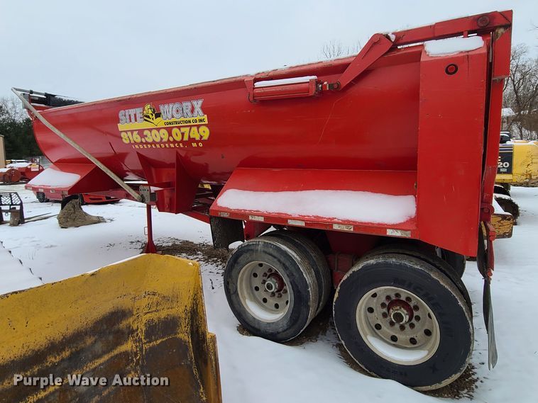 image for item IQ9021 2000 Transcraft end dump trailer