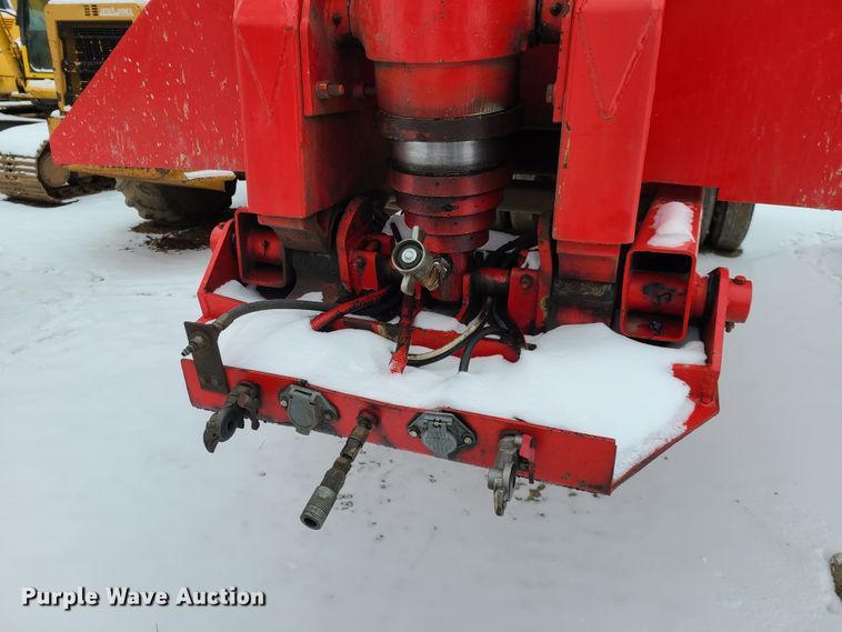 image for item IQ9021 2000 Transcraft end dump trailer