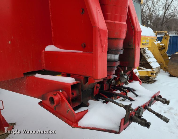 image for item IQ9021 2000 Transcraft end dump trailer