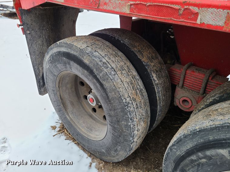 image for item IQ9021 2000 Transcraft end dump trailer