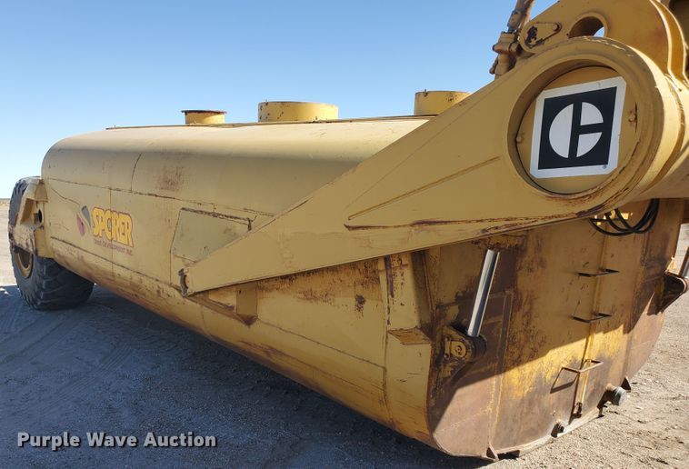 image for item IU9000 1977 Caterpillar 623B  water wagon