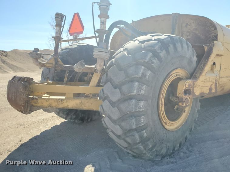 image for item IU9000 1977 Caterpillar 623B  water wagon