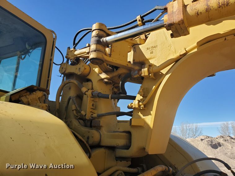 image for item IU9000 1977 Caterpillar 623B  water wagon