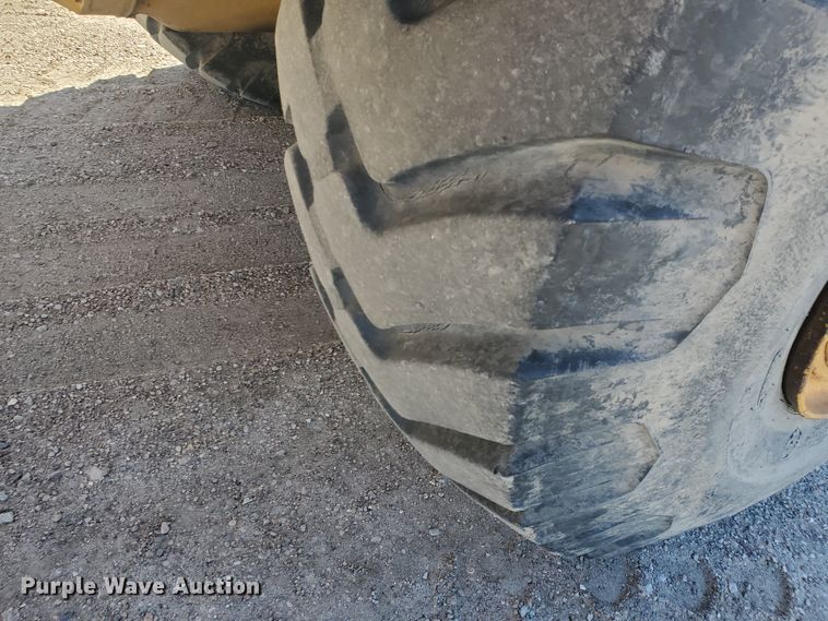 image for item IU9000 1977 Caterpillar 623B  water wagon