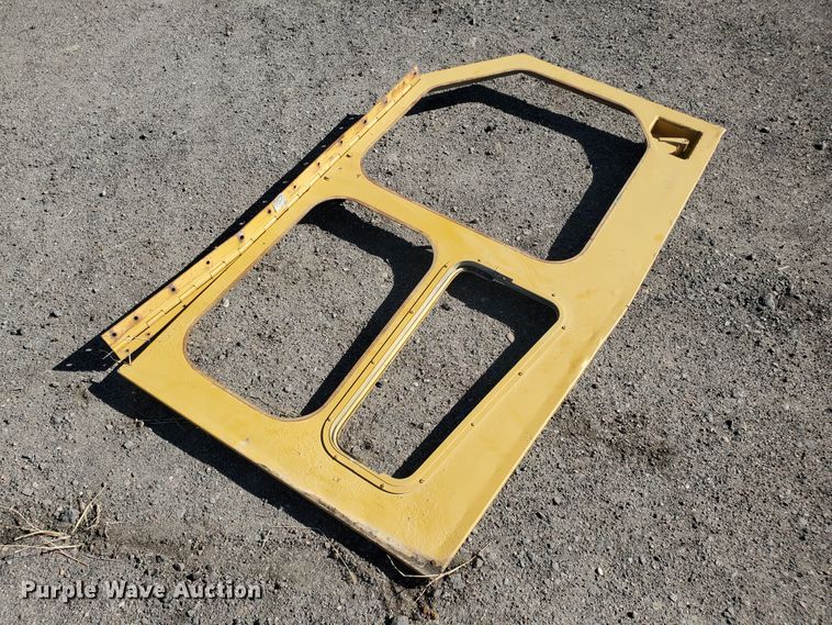 image for item IU9000 1977 Caterpillar 623B  water wagon