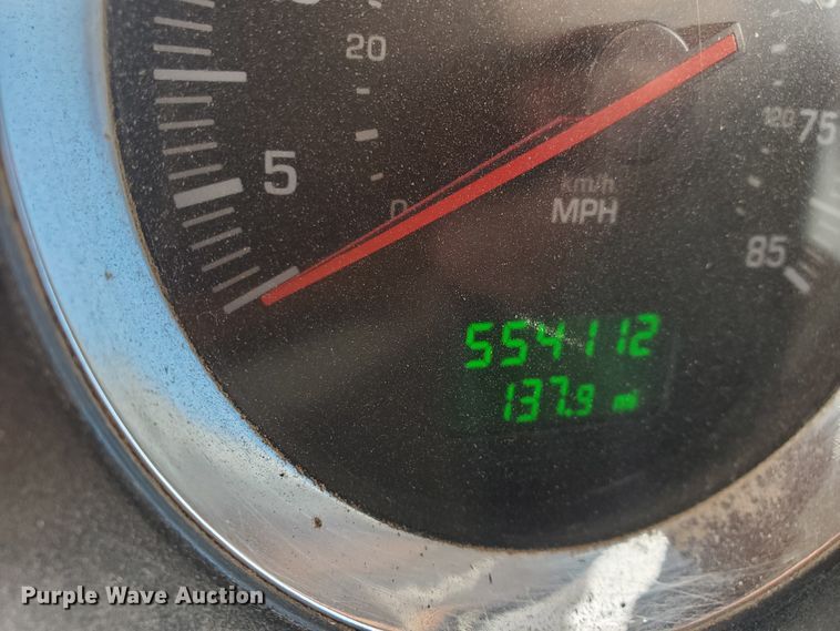 image for item IU9002 2008 Kenworth T800B  vacuum truck