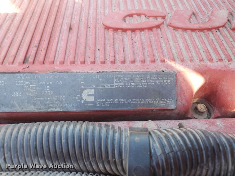 image for item IU9002 2008 Kenworth T800B  vacuum truck