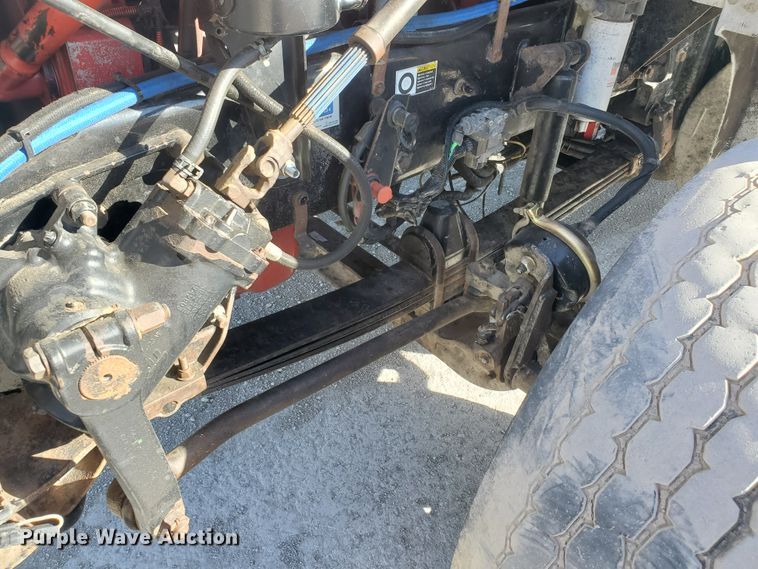 image for item IU9002 2008 Kenworth T800B  vacuum truck