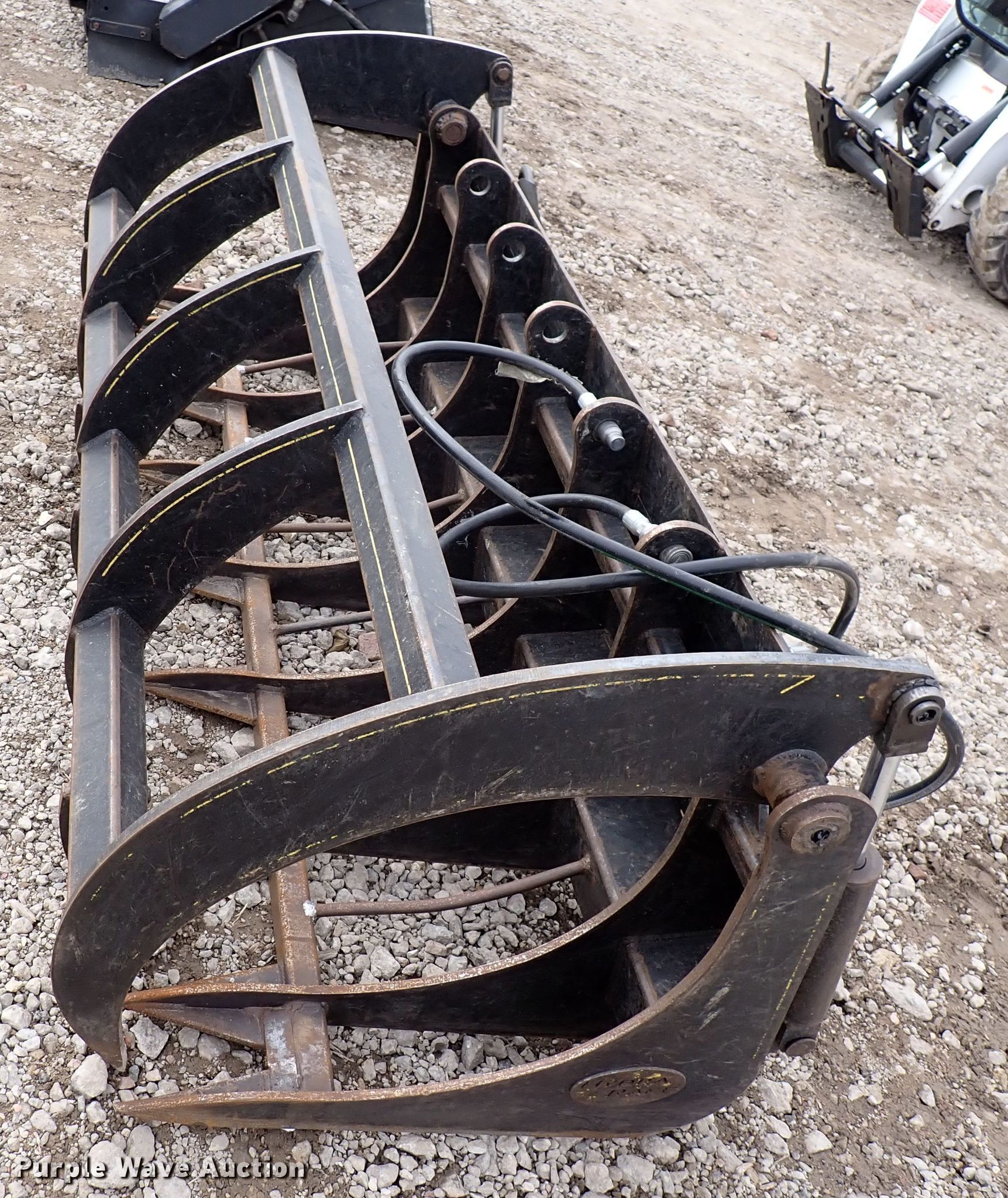 M&M Hydra Rake 7'W skid steer grapple bucket in Wichita, KS | Item ...