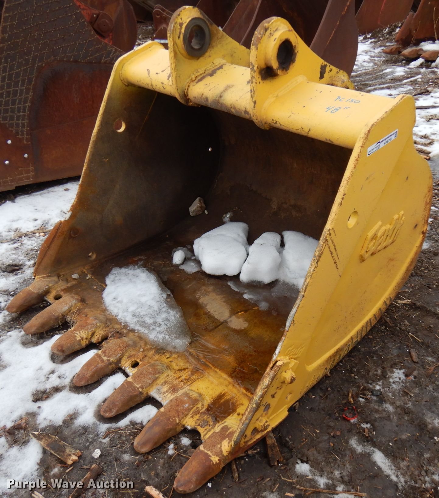 Geith 48"W excavator bucket in Savage, MN Item HX9706 sold Purple Wave