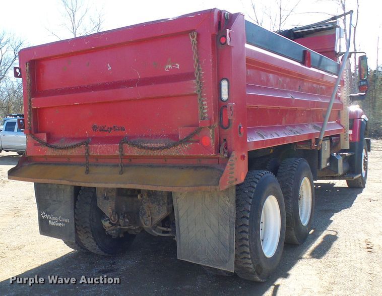 image for item DC2753 2014 International 7500  dump truck