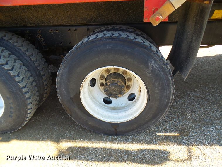 image for item DC2753 2014 International 7500  dump truck