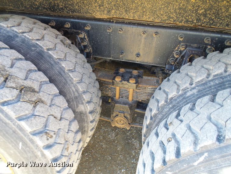 image for item DC2753 2014 International 7500  dump truck