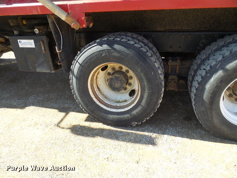 image for item DC2753 2014 International 7500  dump truck