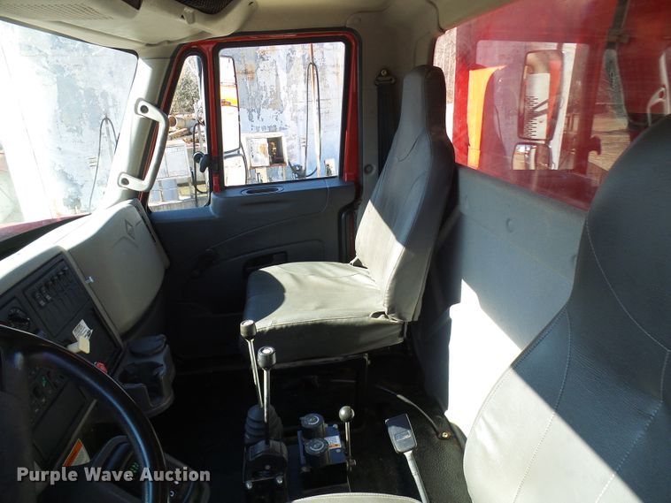 image for item DC2753 2014 International 7500  dump truck