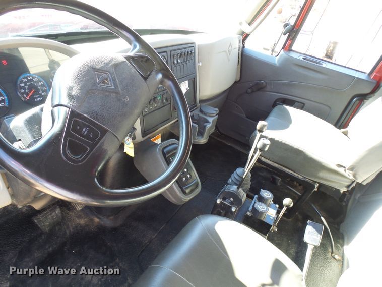 image for item DC2753 2014 International 7500  dump truck