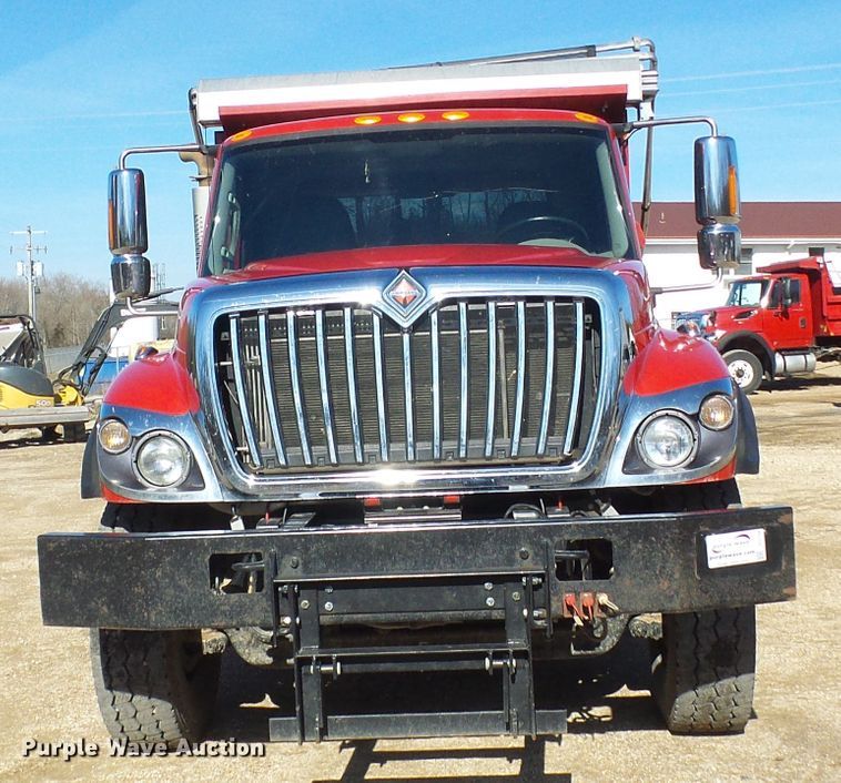 image for item DC2754 2018 International 7500  dump truck