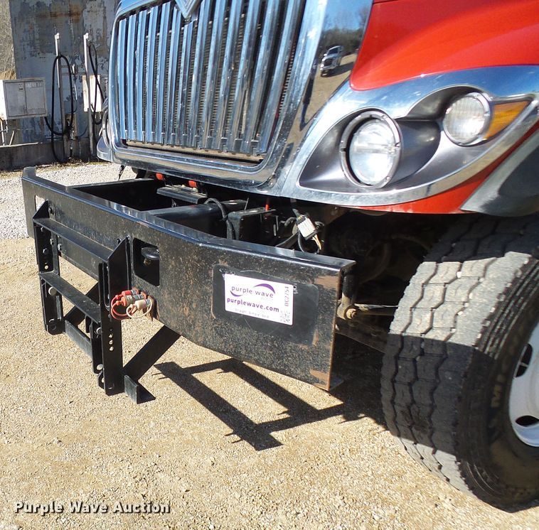 image for item DC2754 2018 International 7500  dump truck