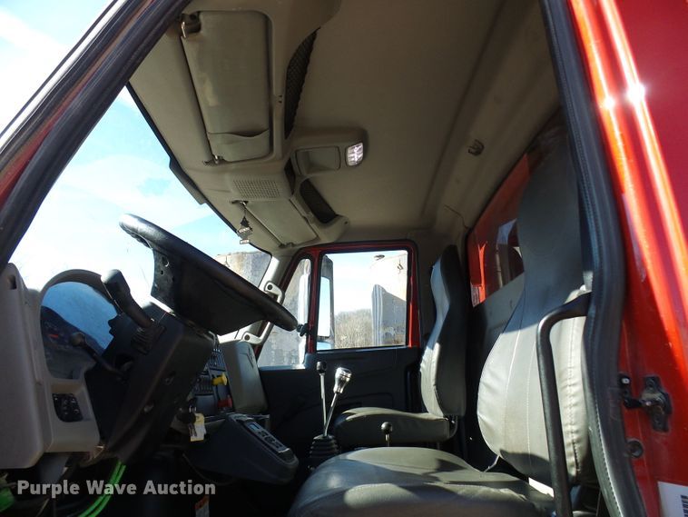 image for item DC2754 2018 International 7500  dump truck