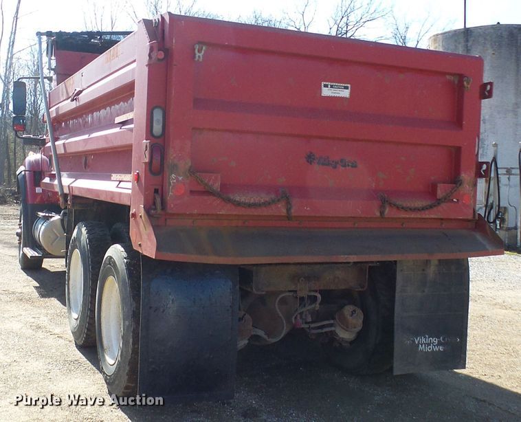 image for item DC2755 2013 International 7500  dump truck